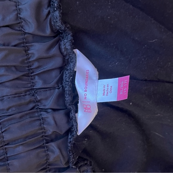 shorts - Picture 3 of 3